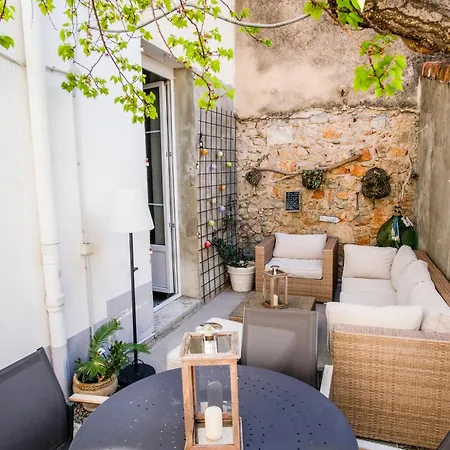 Appartement Tres Cosy Avec Cour Cannes Exterior photo