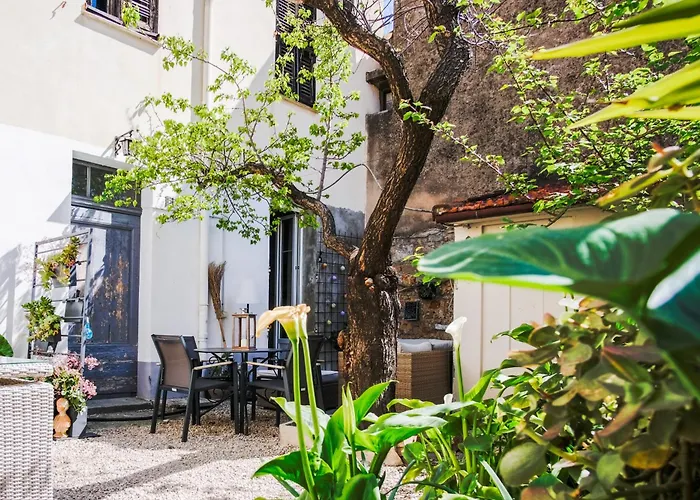 Appartement Tres Cosy Avec Cour